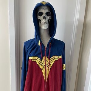 Wonder Woman Women’s Hoodie, Sz 2